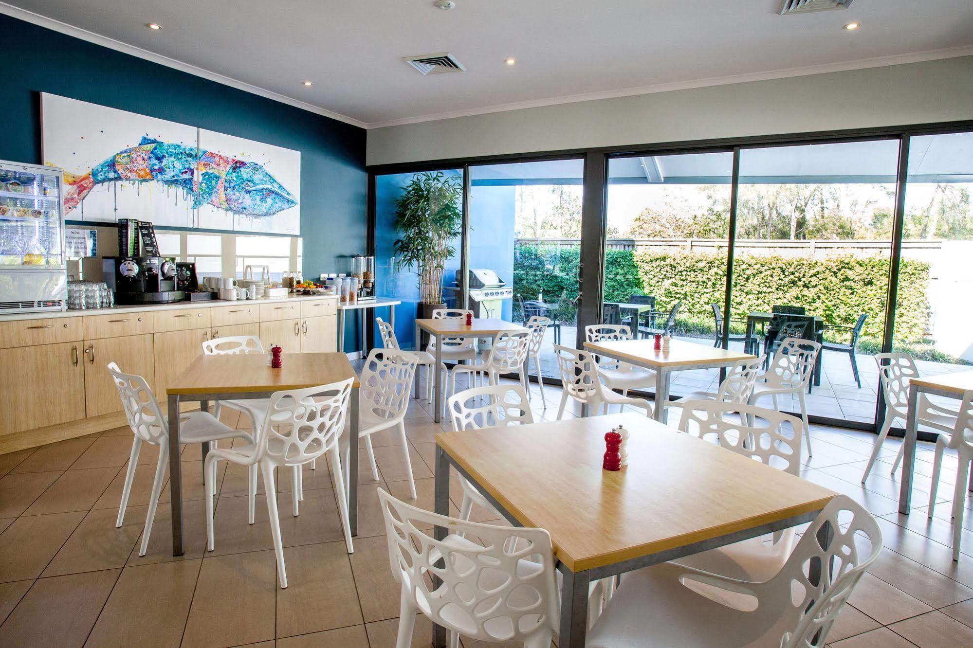 Manly Marina Cove Motel Brisbane Exterior photo
