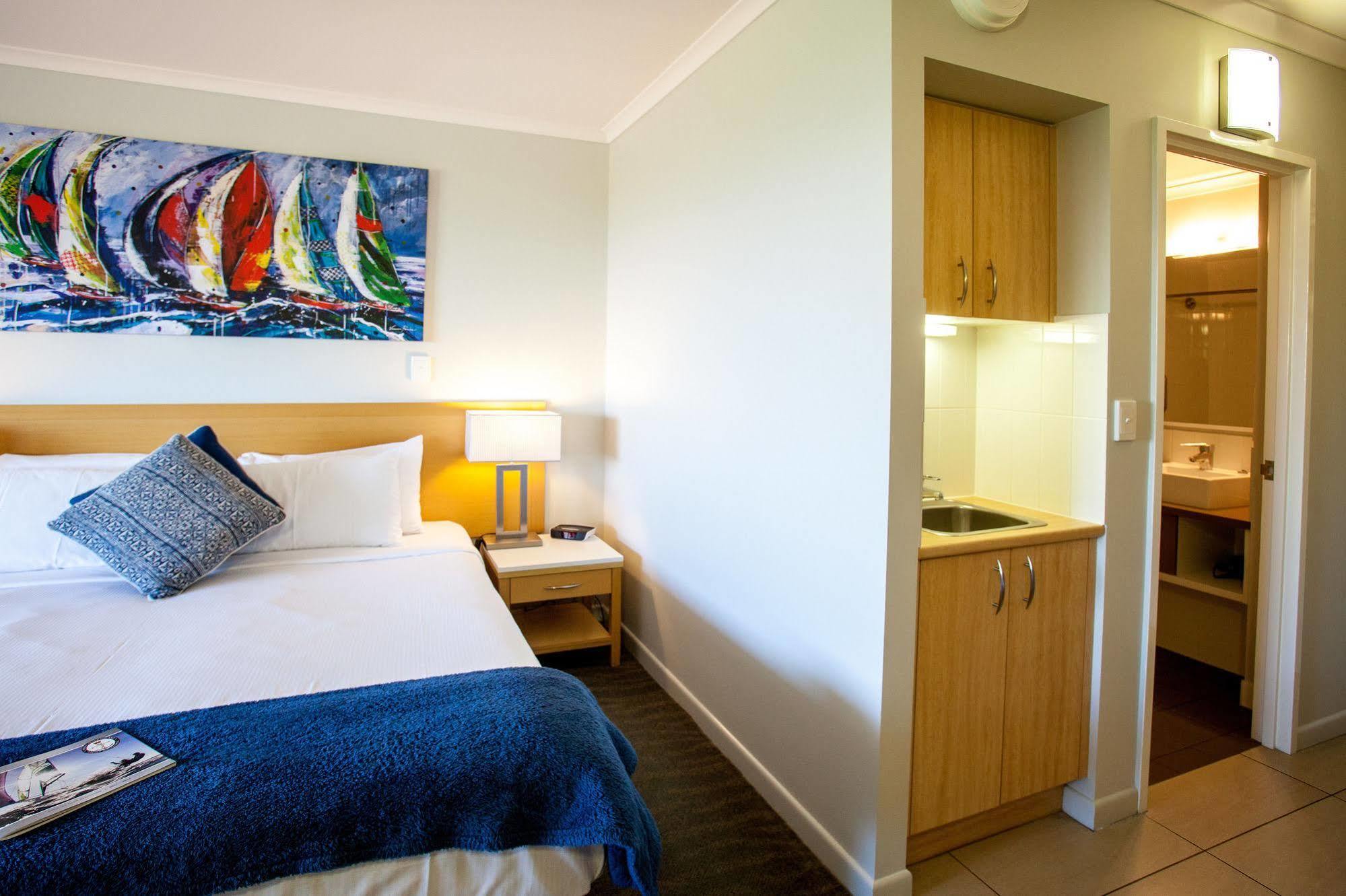 Manly Marina Cove Motel Brisbane Exterior photo